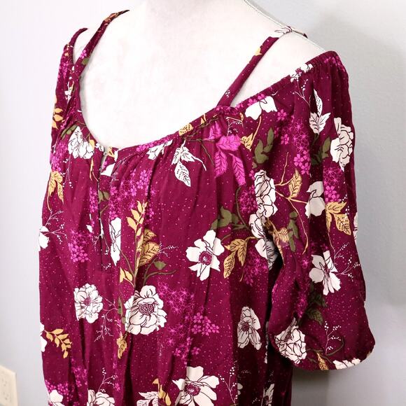 Torrid Top Plus Size 1X Plum White Floral Off Shoulder Spaghetti Straps Blouse - Picture 8 of 13